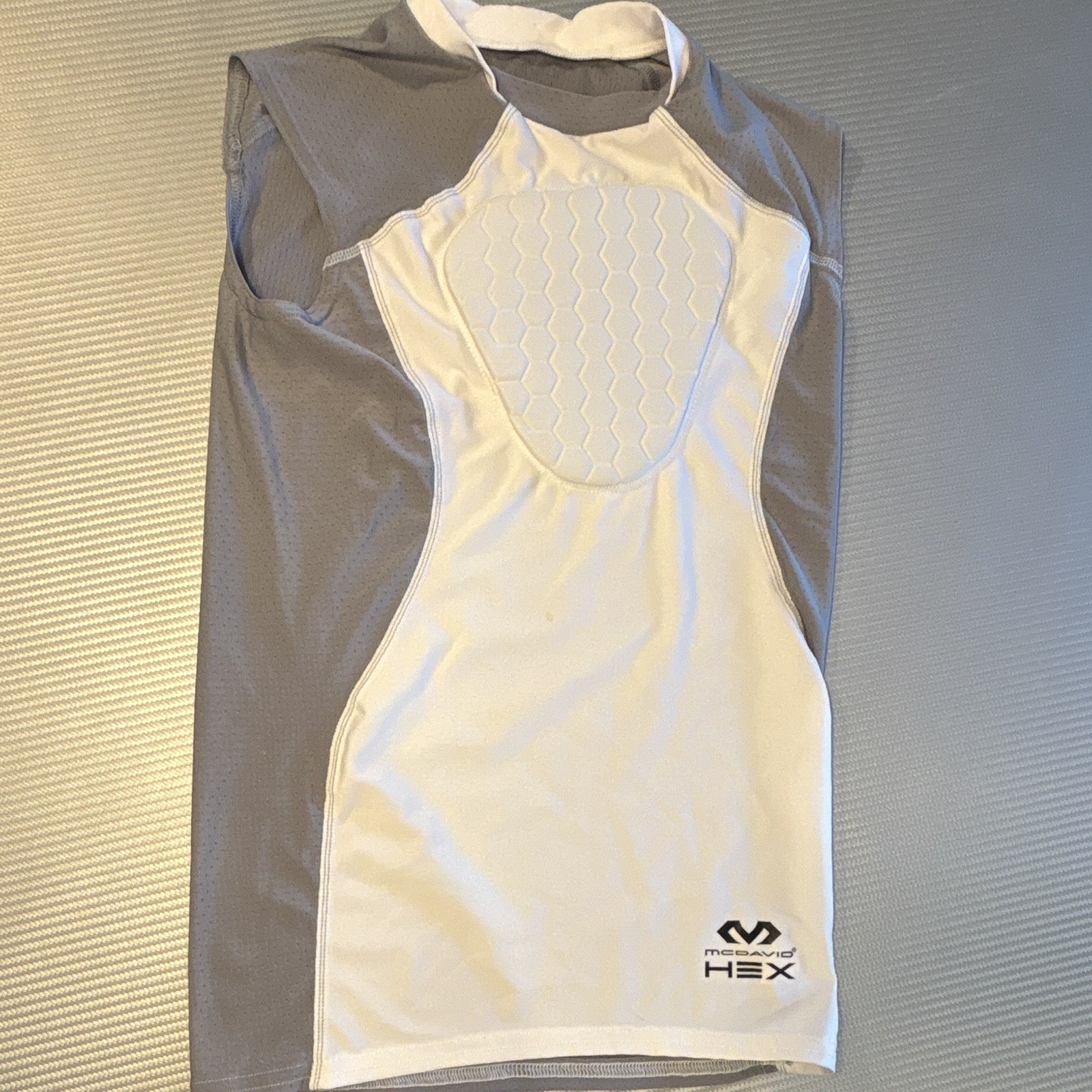 McDavid HEX Youth Small Chest Protective Padded baseball Sleeveless Shirt W/G