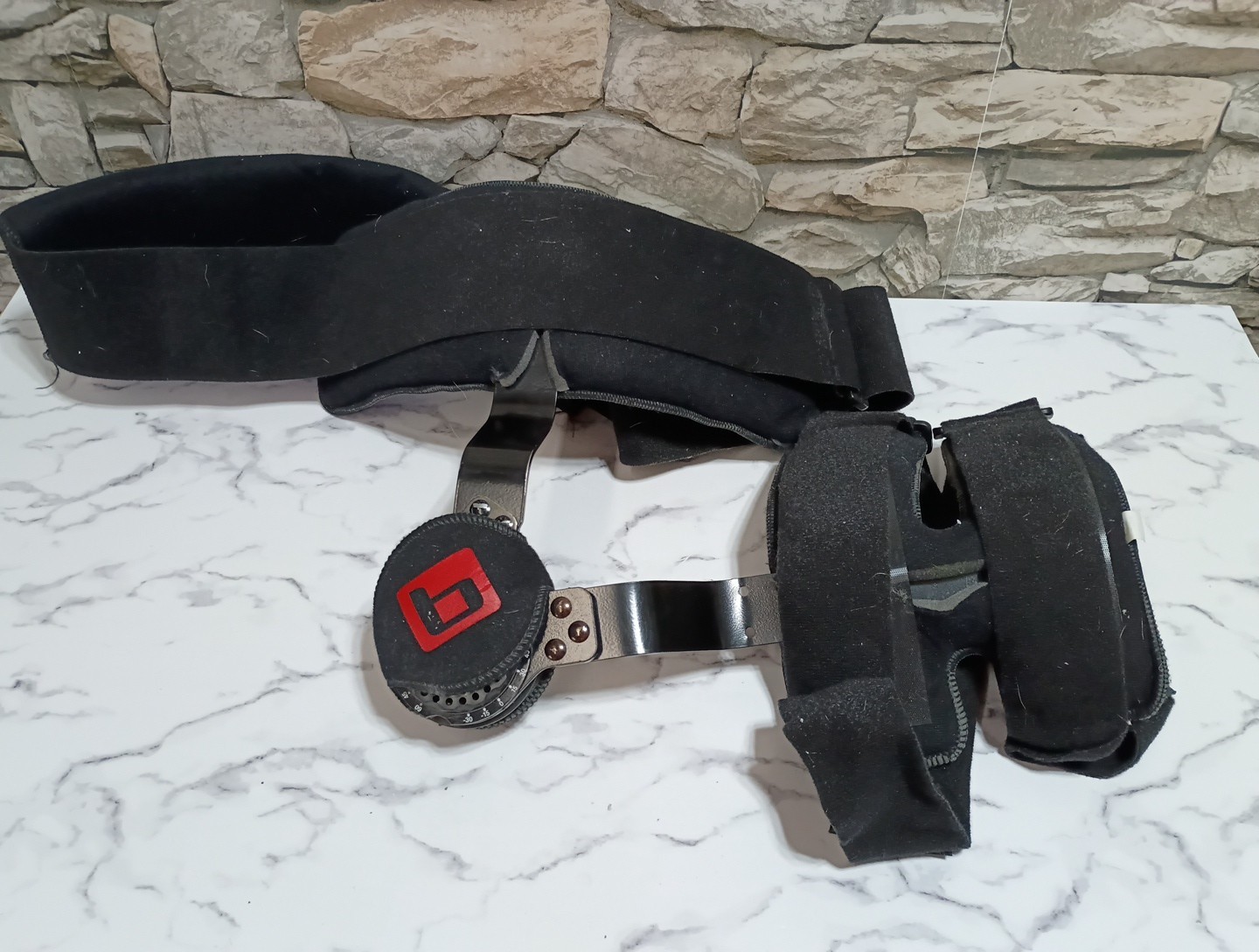 Breg Bledsoe Philippon Hip Brace Regular Post-Op Right Leg