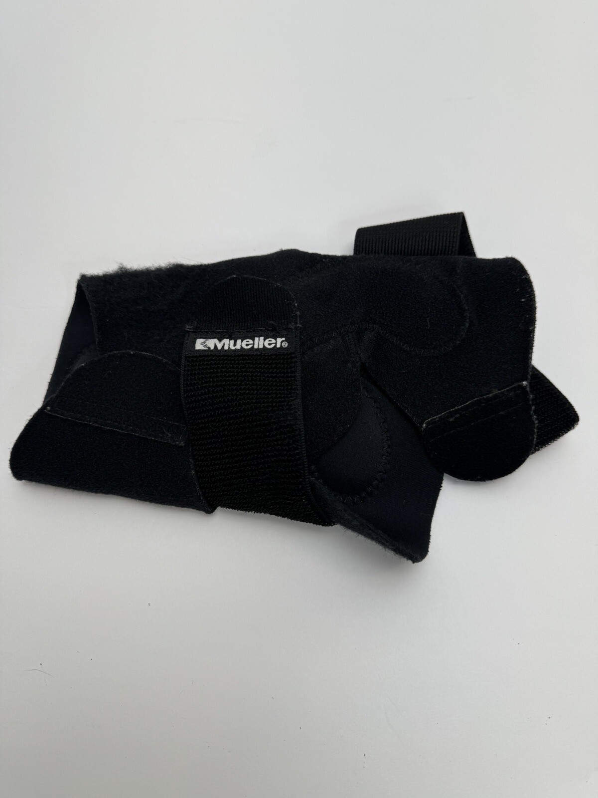 Mueller Adjustable Ankle Support, Black – One Size Fits Most