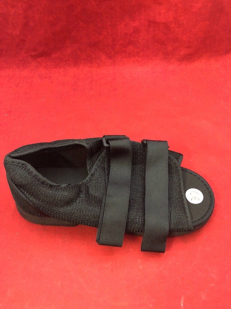 One Brand New Orthopedic Post-Op Shoe Left/Right Female Small 9.5″x3.5″ Black