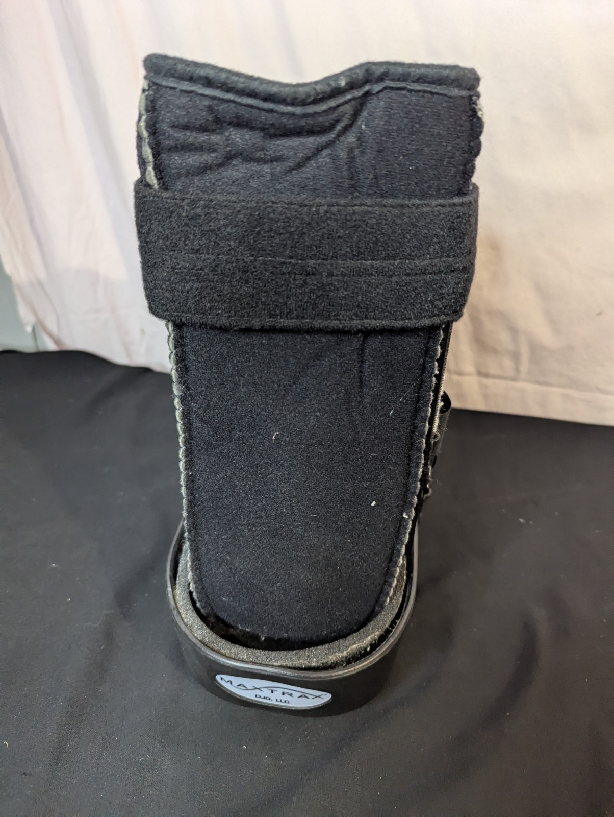 Maxtrax DJO ortho adult medium foot ankle short leg cast low top walker boot