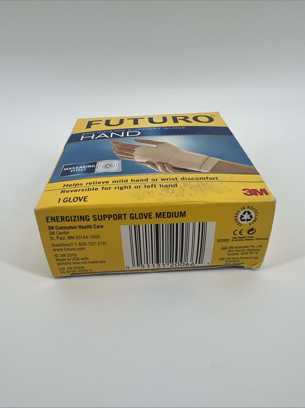 NEW SM Futuro Hand Energizing Support Glove Medium NIB