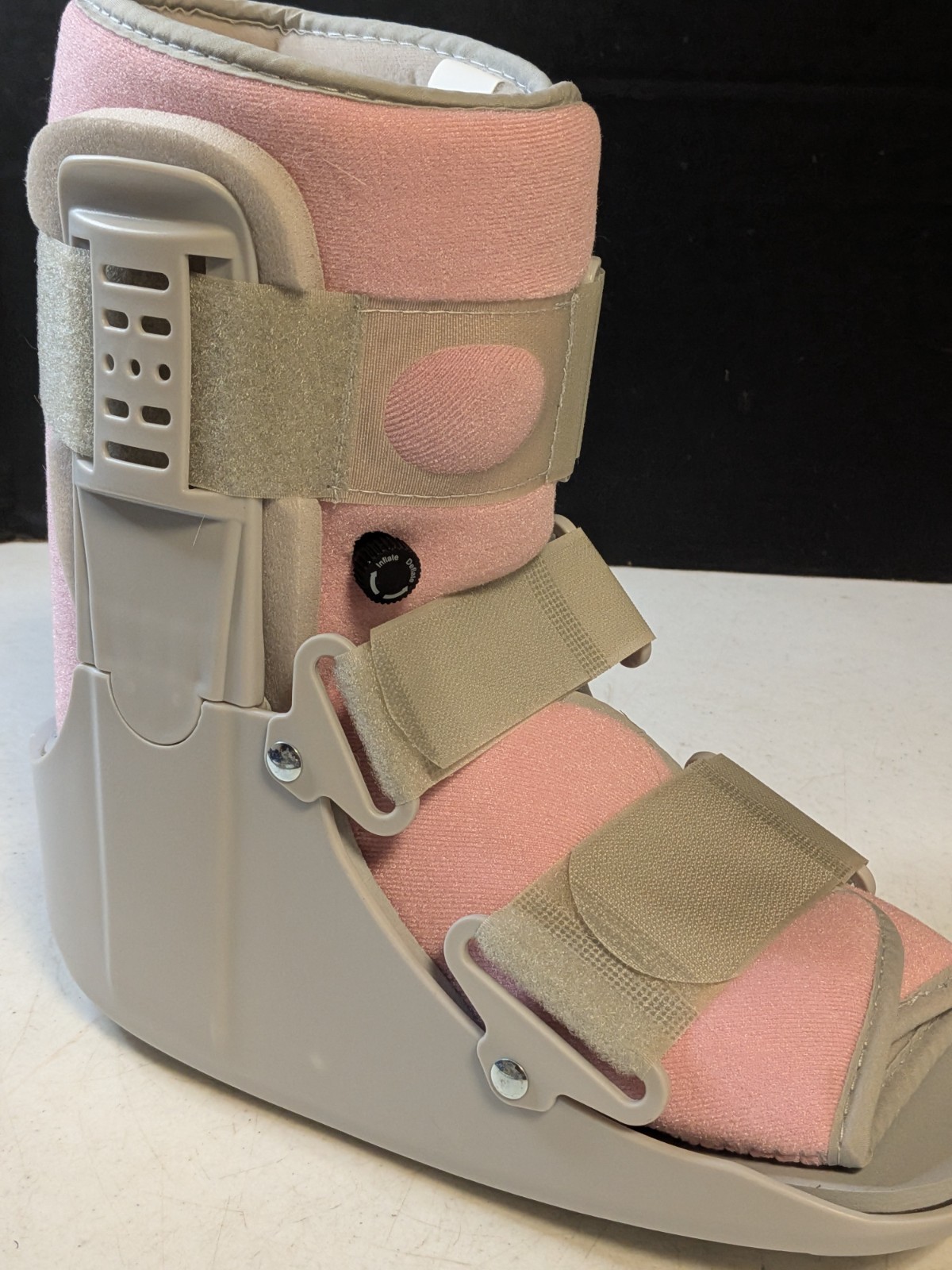 Jewlri Walking Boot for Broken Foot, Air Cam Walker Boot for Foot Injury Adju..