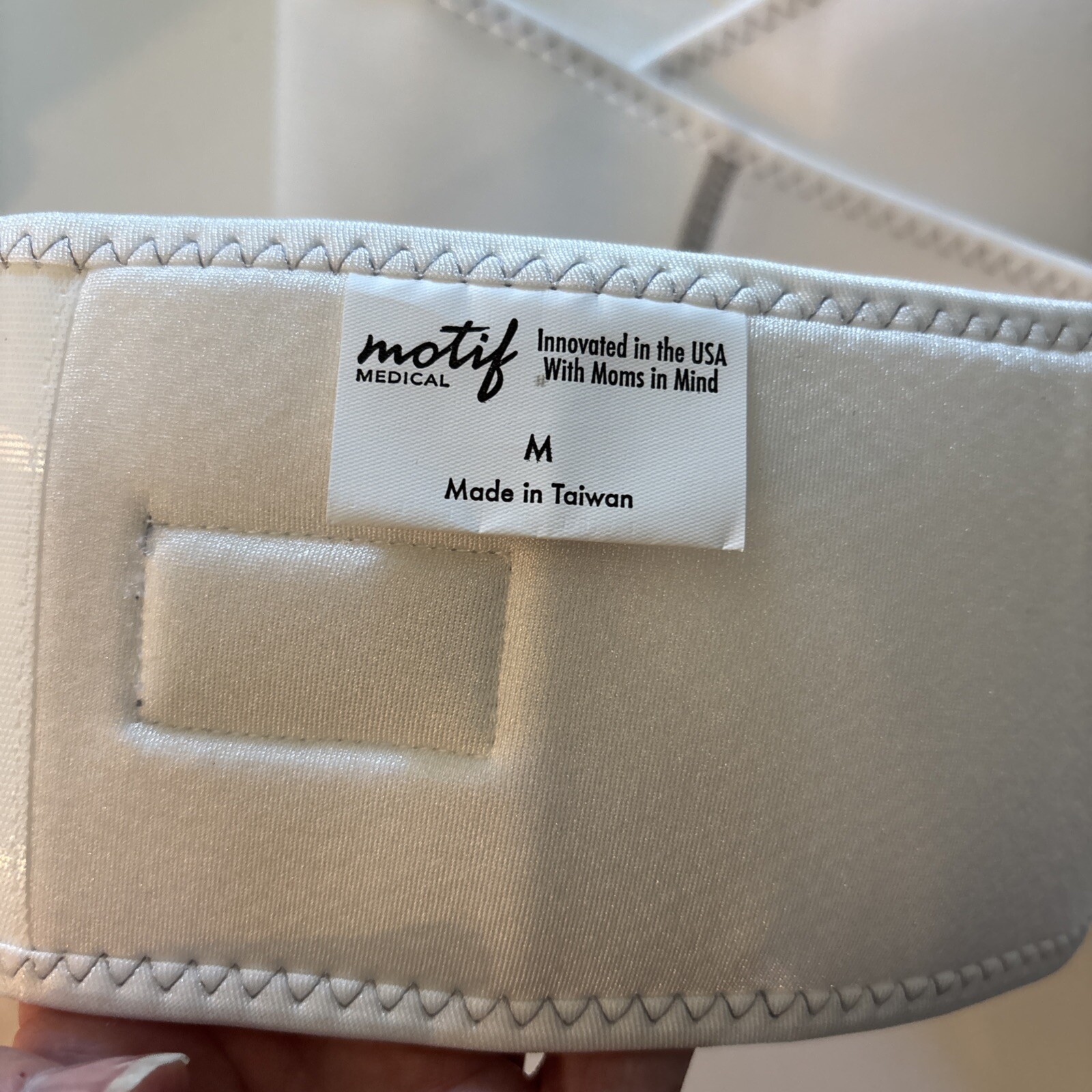 Motif Medical Pregnancy Support Band Size Medium