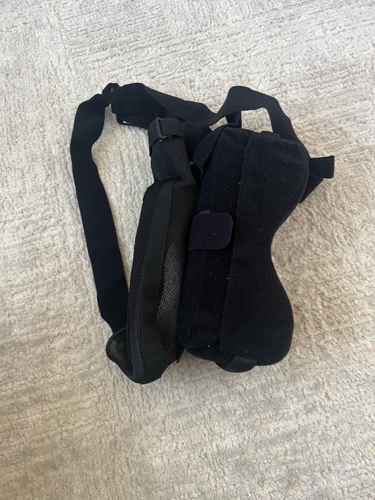 Aircast Quick Fit shoulder immobilizer sling in black Universal