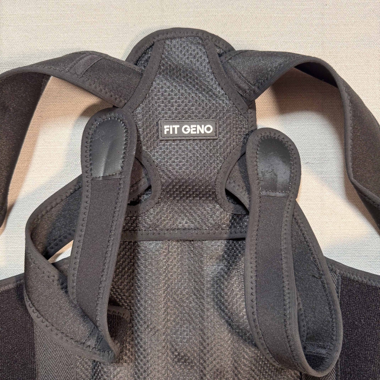 Fit Geno Back Posture Corrector Adjustable Shoulder Brace Black Size Medium