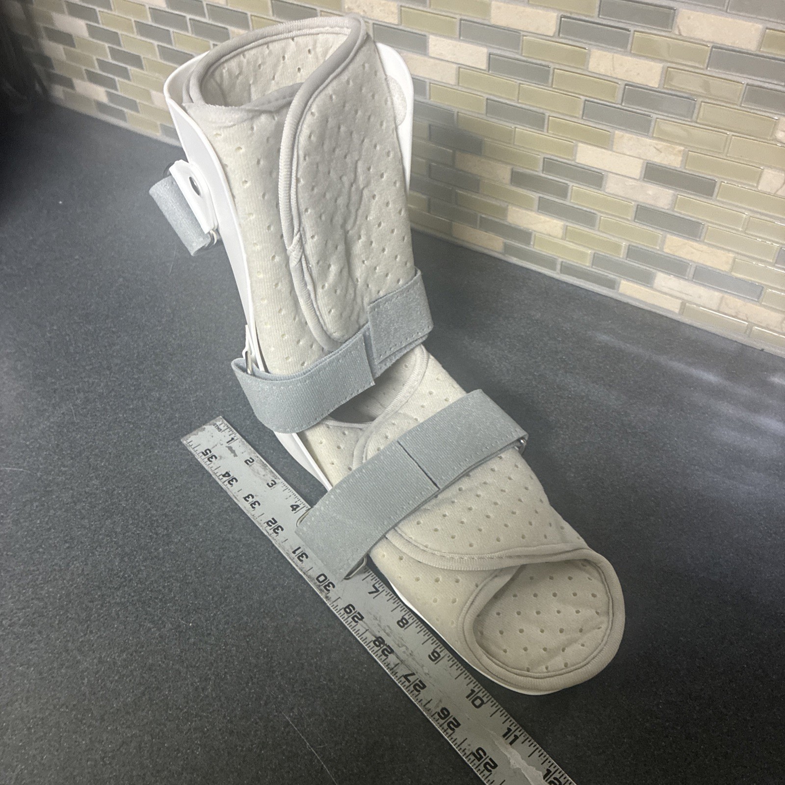Large White Standard Walking Brace Boot – Large Left Boot Left Foot Medical Boot