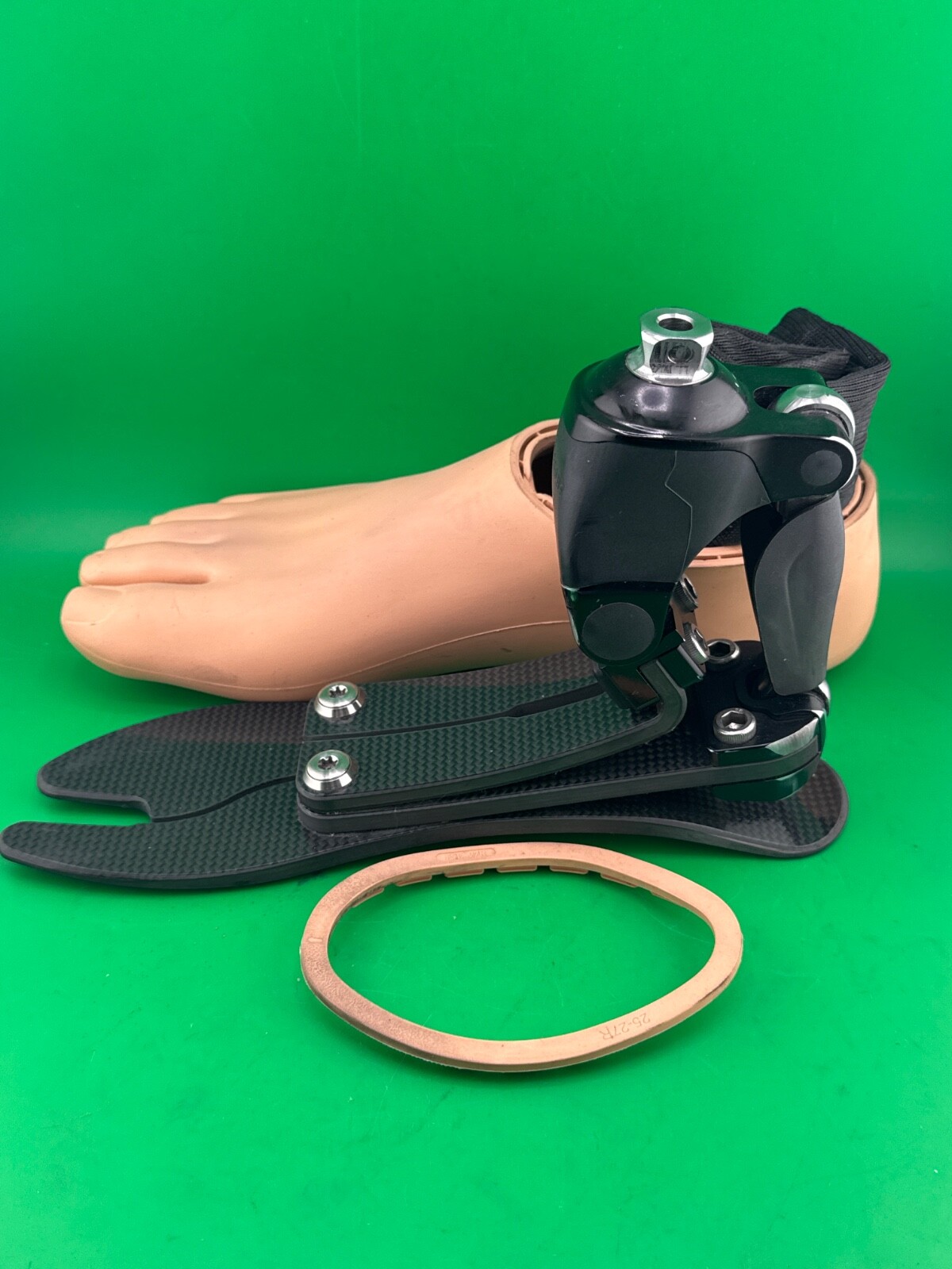 ossur pro-flex Proflex pivot prosthetic foot. Category 4. Size 27. Right Foot