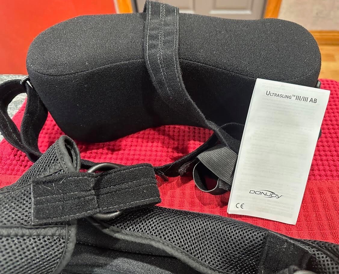 DonJoy UltraSling III, 11-0449-4 Shoulder Support Sling Black Large