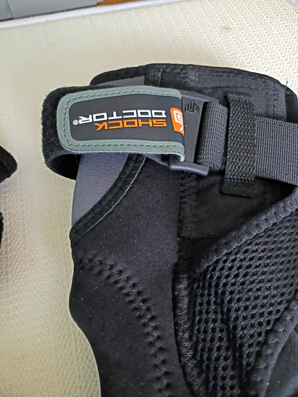 Shock Doctor 872 Knee Support Brace x3 Dual Hinges X-large Adjust Straps Used
