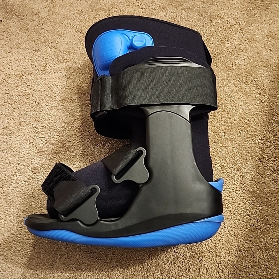 Ovation Medical Gen 2 Short Air Pump Pneumatic Walker Boot Size XS Excellent