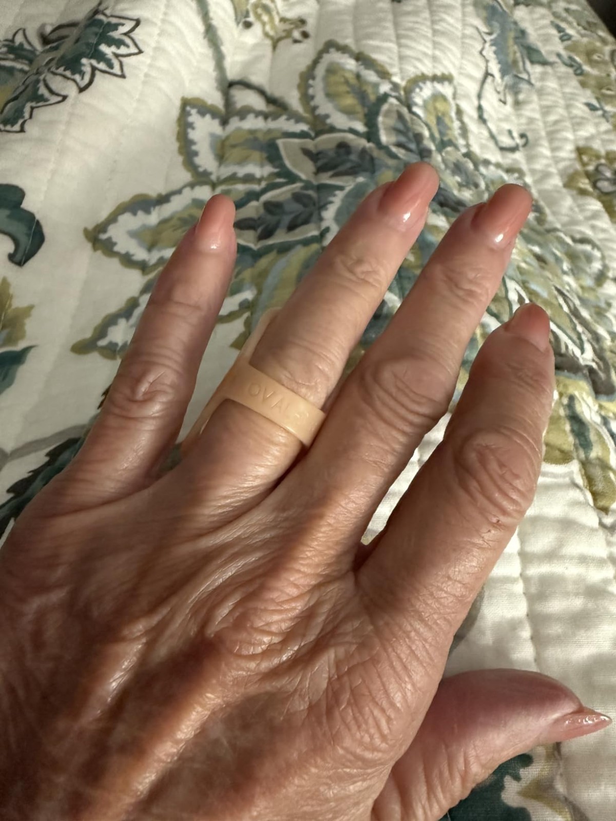 Comfort-Fit Oval-8 Finger Splint for Arthritis & Trigger Finger – Adult Size 13