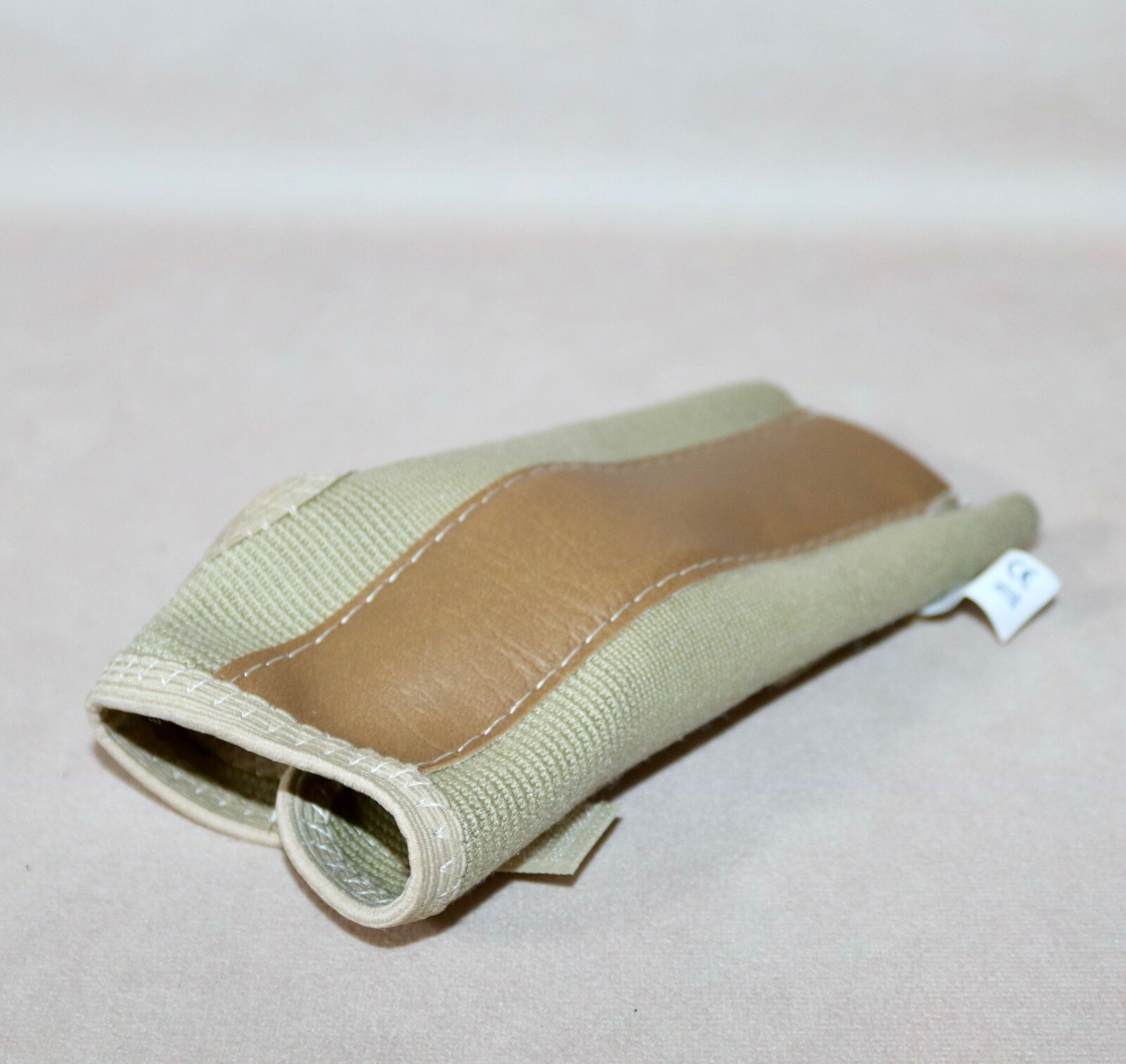 Starline Elastic Wrist Race ~ Adult Right Small ~ Beige #112207 NEW