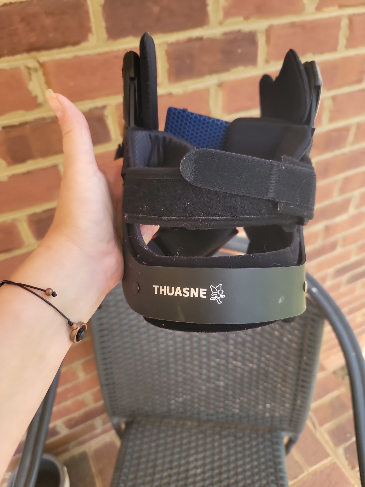 Townsend Thuasne Rebel Reliever Right Knee Brace OA Aluminum Frame Black Large