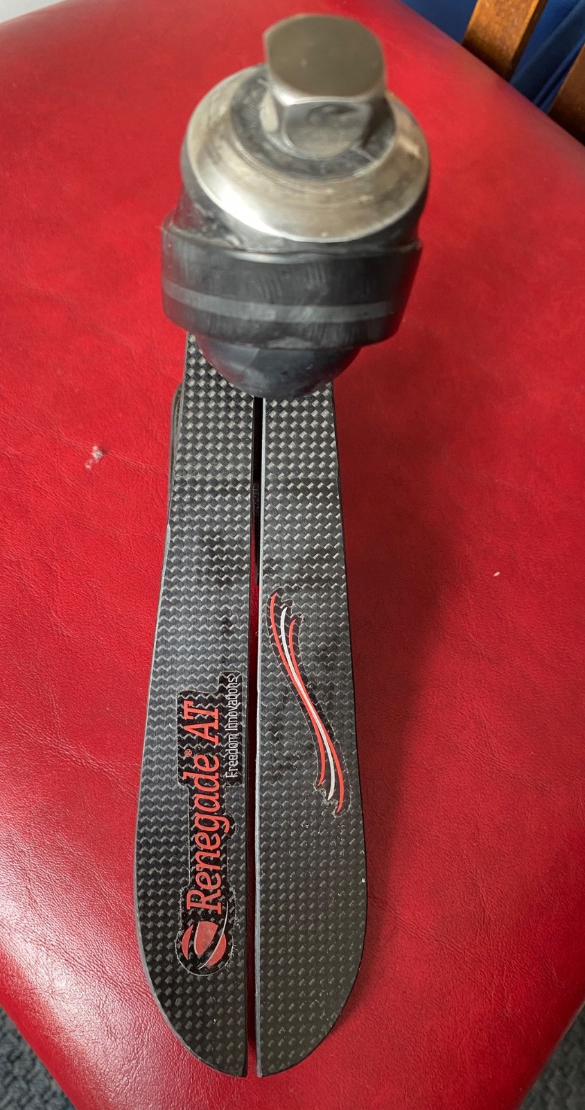 Freedom Innovations Renegade AT prosthetic foot. Size 26 cm, Category 3 Left