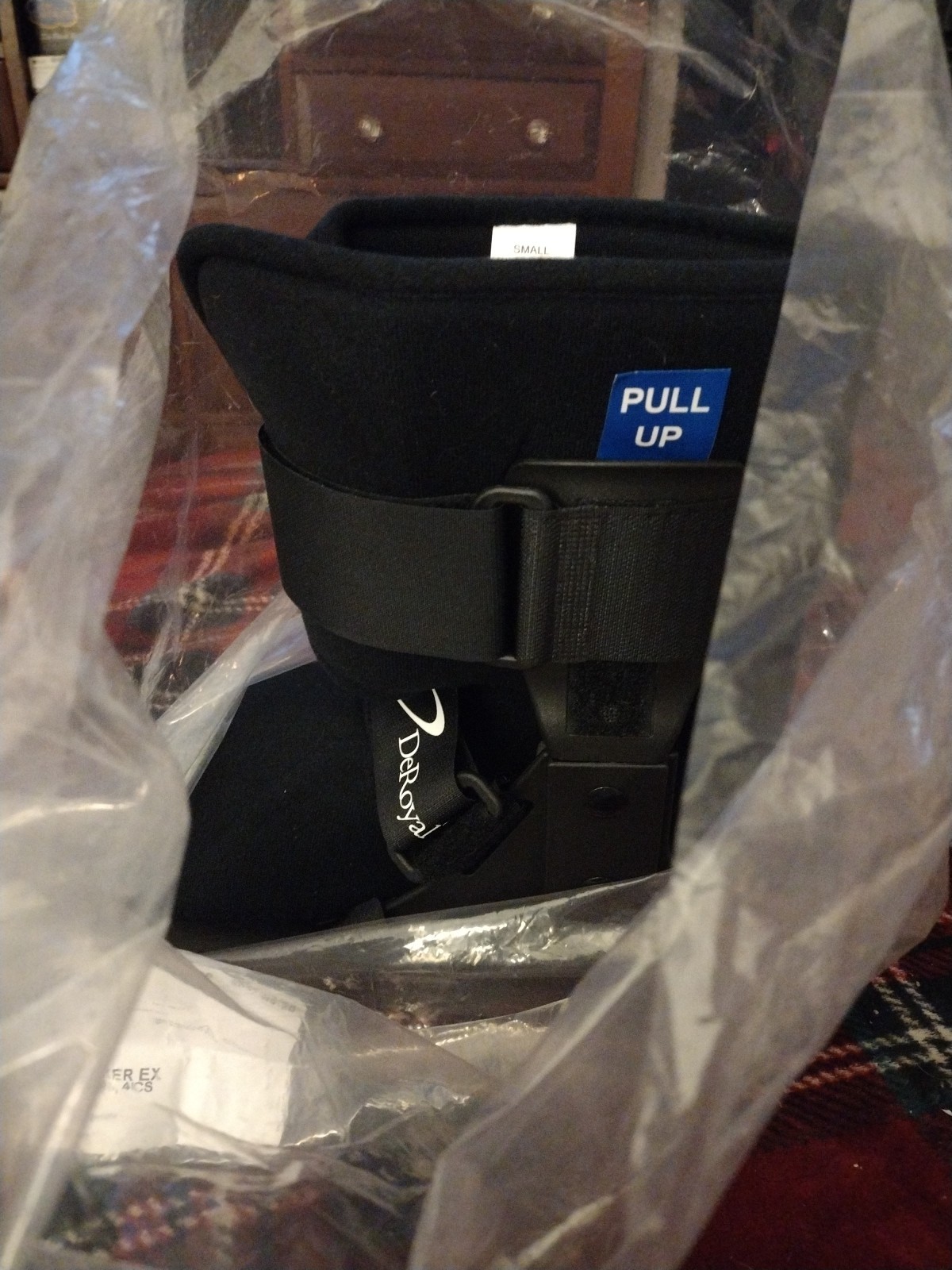 DEROYAL Tracker EX Walker with Closed Heel Concise Size Small 1173LPP New