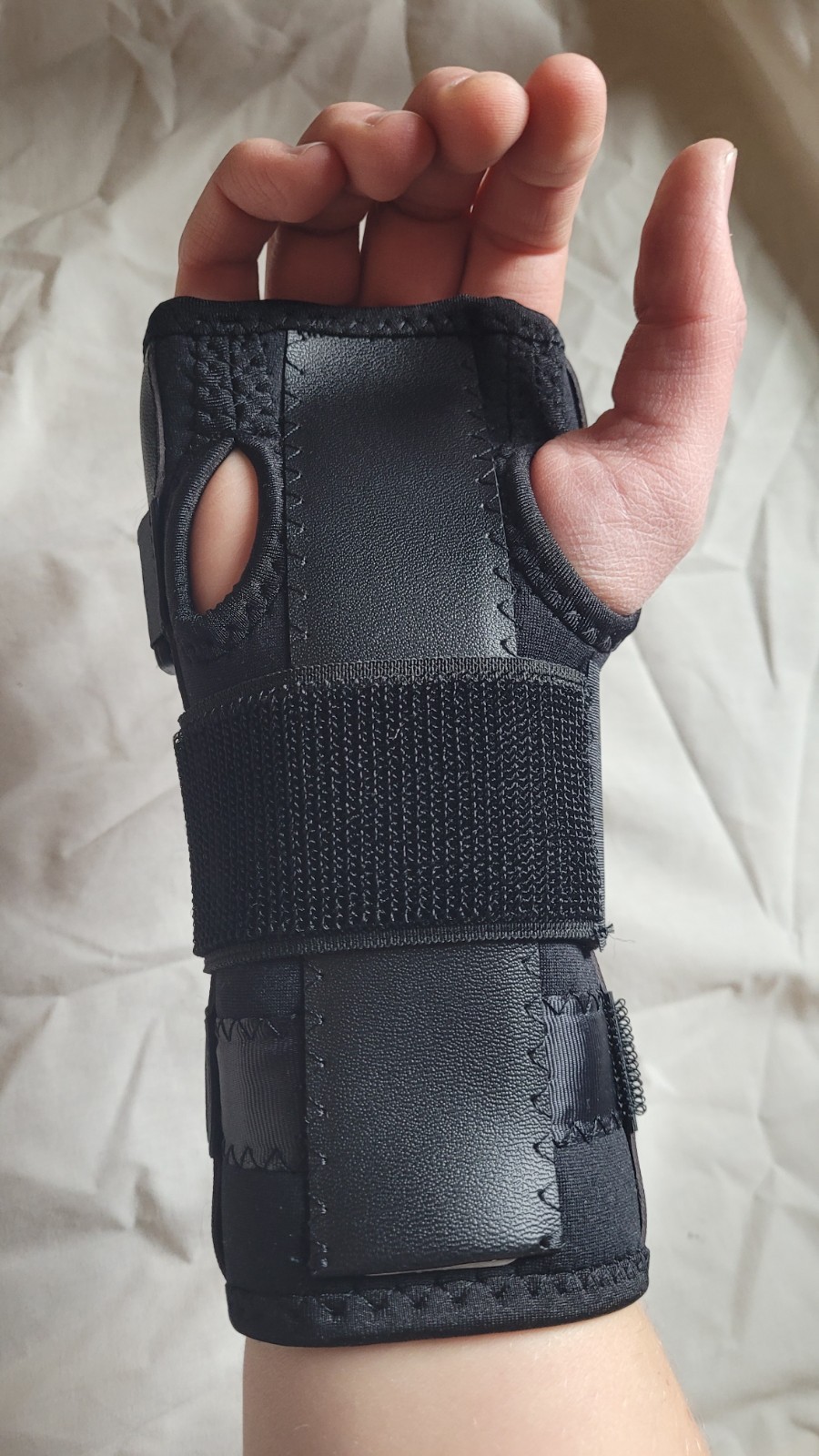 Shopko Maximum Support One-size Adjustable Wrist Splint New, Open-box