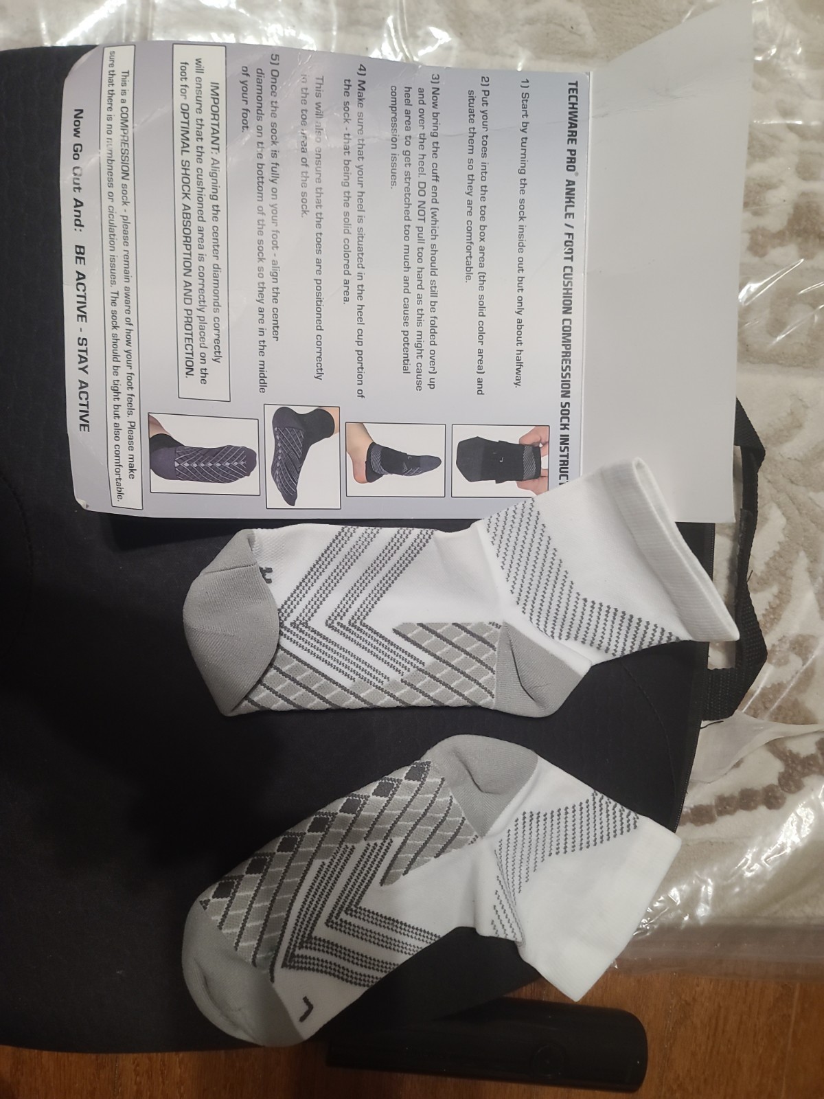 TechWare Pro Compression Ankle/Foot Socks Gray White Size M Be ActiveStay Active