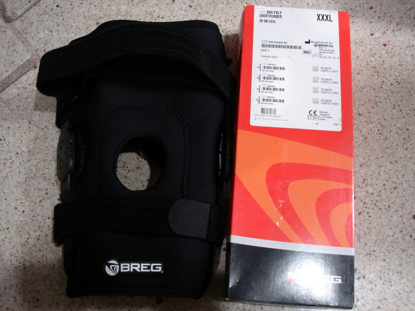 NEW IN BOX Breg “Shortrunner” #06767 SR OB Knee Brace Sz. 3XL Hard to Find