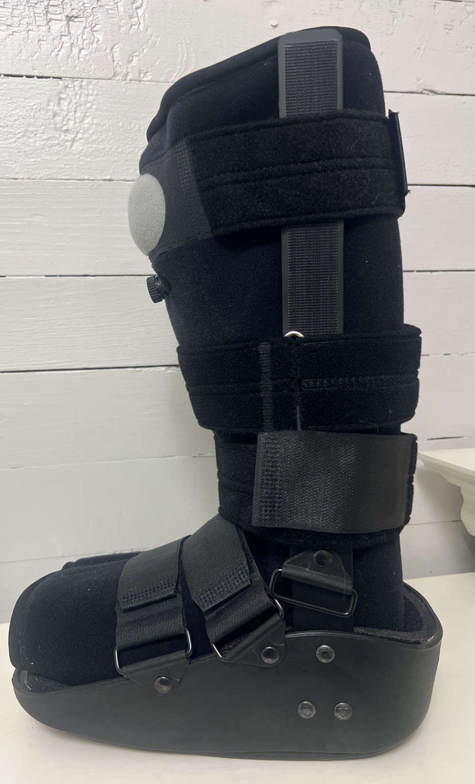 Maxtrax Small DJO Inflatable Ankle Foot Brace Walking Boot Preowned