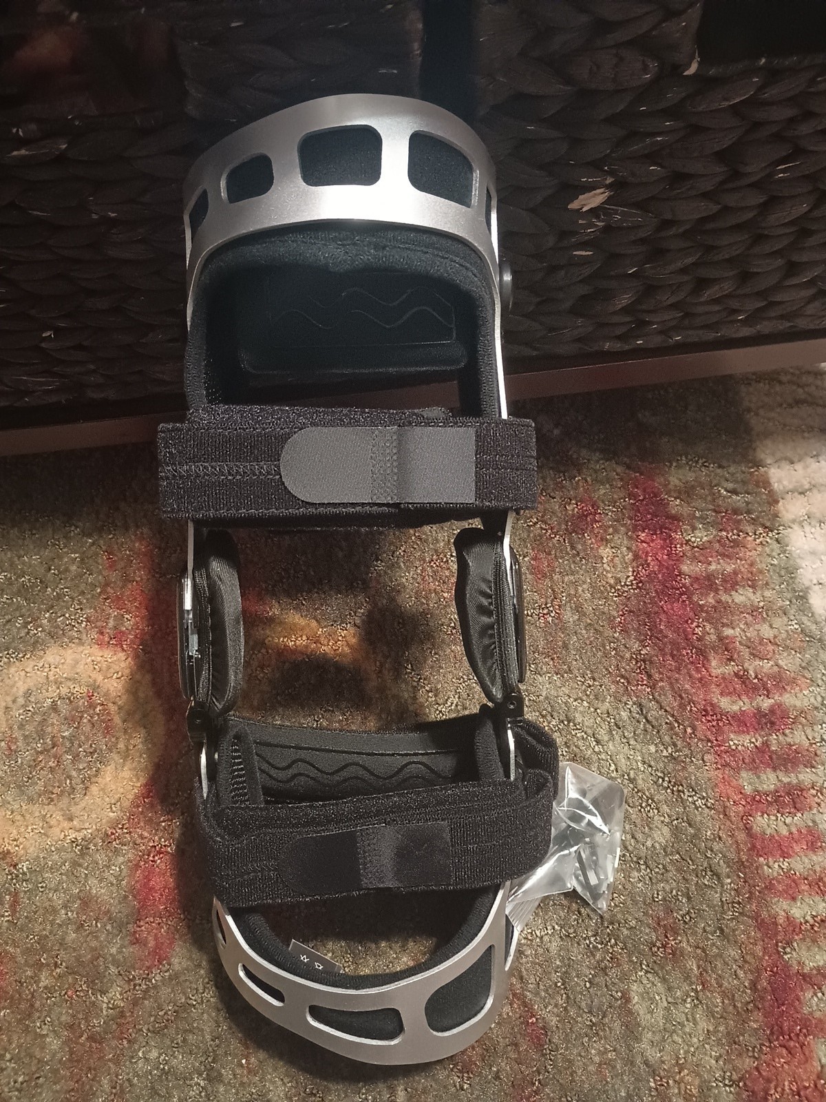 ISO Preferred OA Dual Upright ROM Hinge Knee Brace L/RT ISO-KN221L. NEW