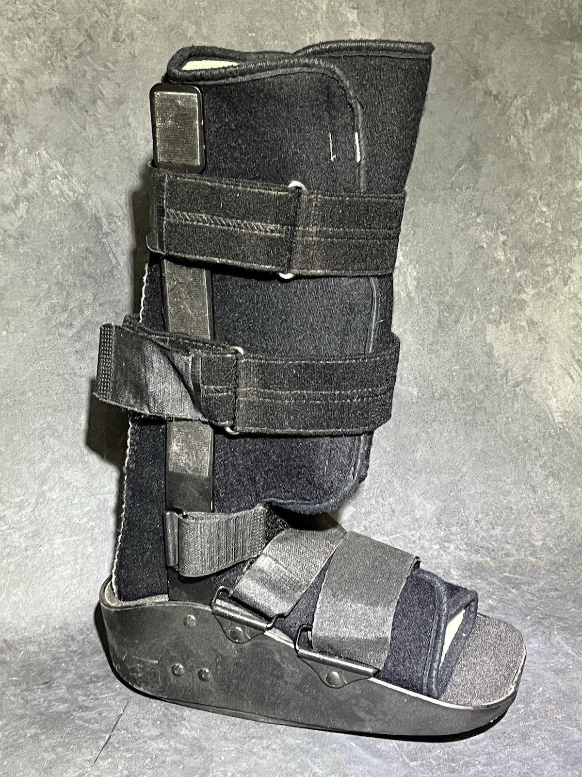 Maxtrax DonJoy Orthopedics Walking Boot Ankle Walker Adult Medium Adjustable
