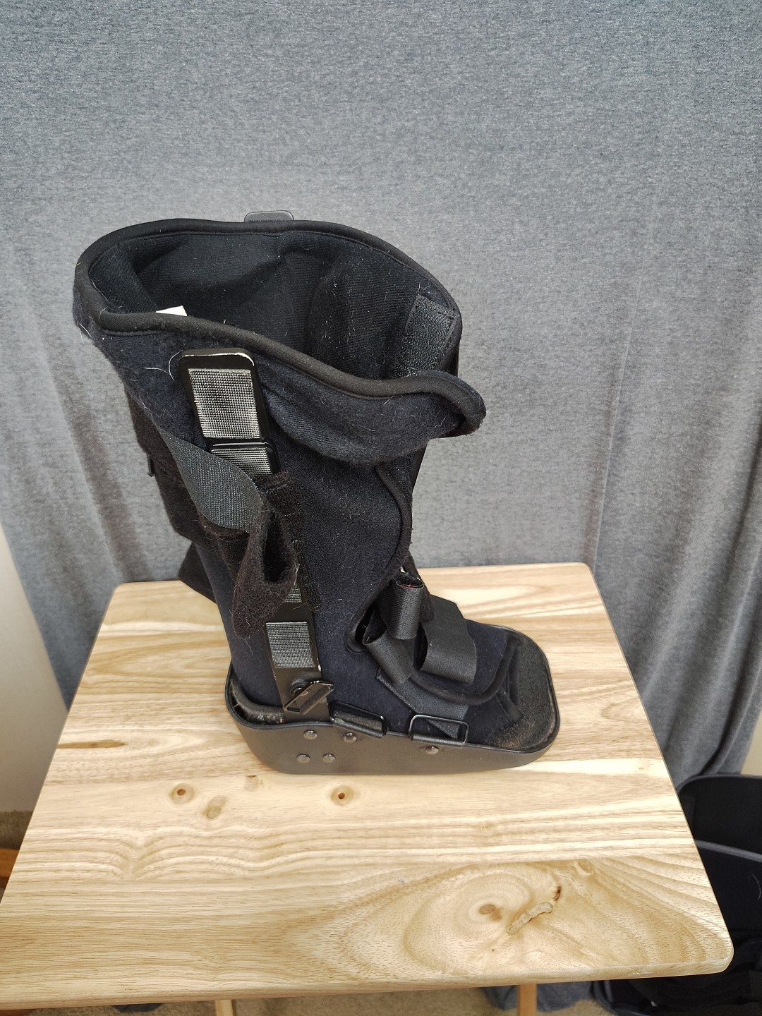 Orthopedic Boot ProCare MaxTrax Air Walker Large Inflates Deflates, Compression