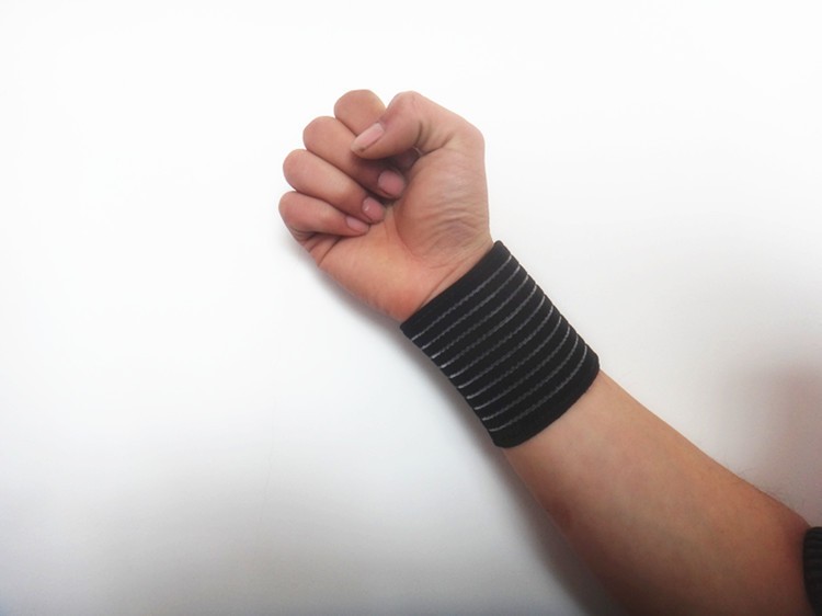 1PC Wrist Band Brace Compression Strap Tennis Gym Sports Support Wrap Adjustable
