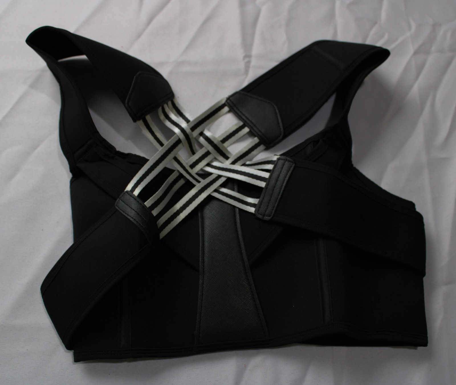We Relieve Unisex Adult’s Revitalize Posture Corrector EJ3 Black Small NWT