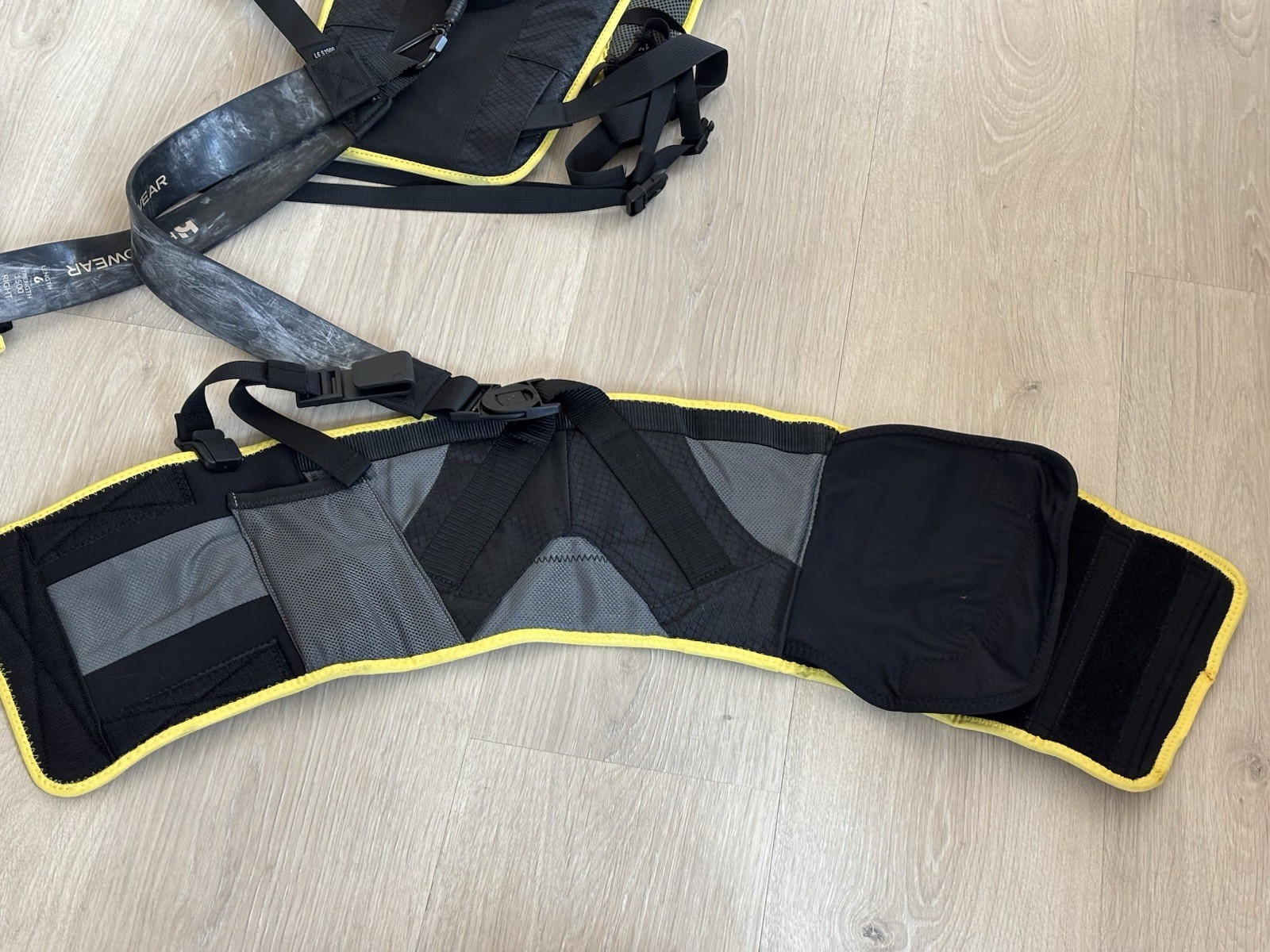 HeroWear Apex Exosuit Commercial Back Support Exoskeleton Size Men’s L Length 6