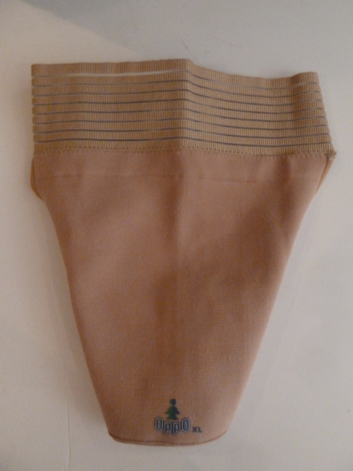 New in Box OPPO Ceramic Shoulder Support Size XL