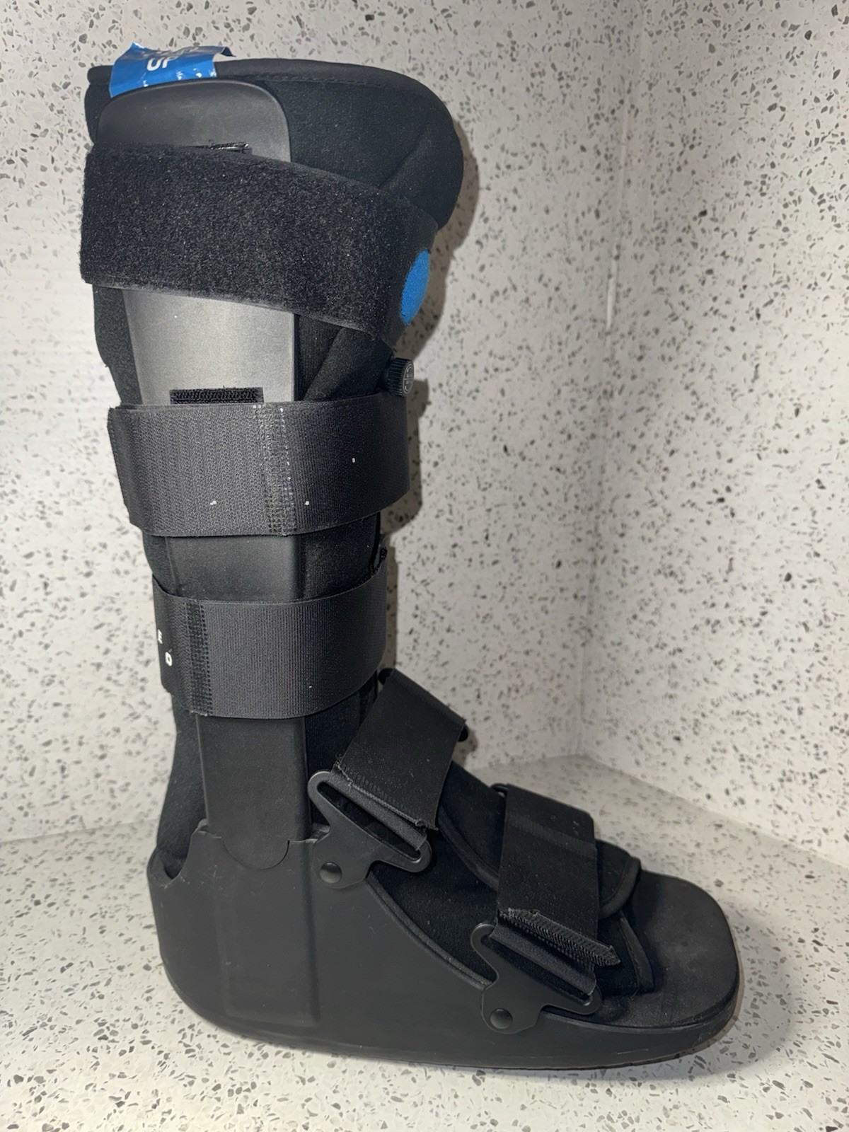 United Ortho Air Cam Walker Fracture Boot Medium, Black Long Tall Top