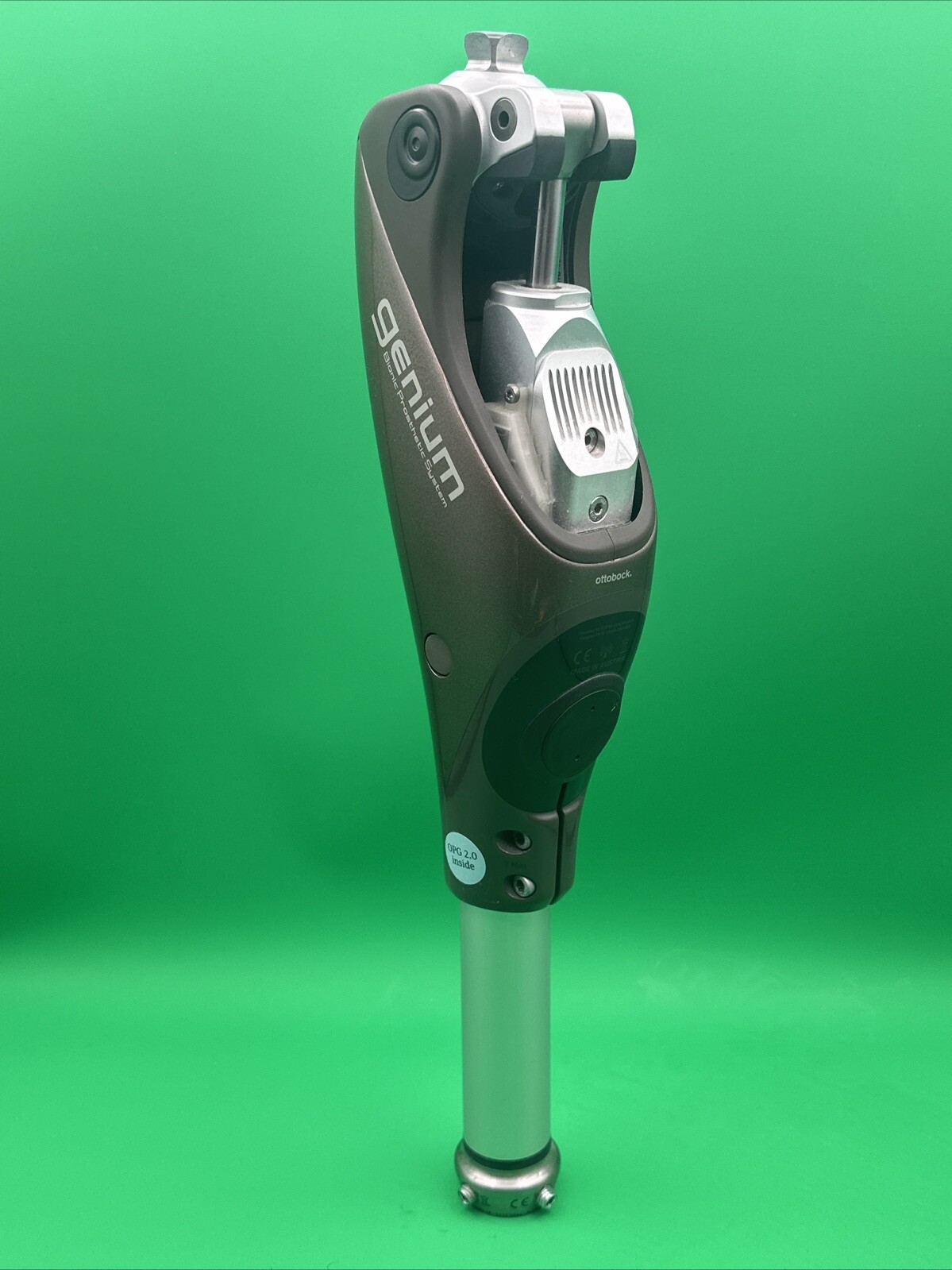 2013 Otto Bock OTTOBOCK Genium Prosthetic Knee. Does not include charger
