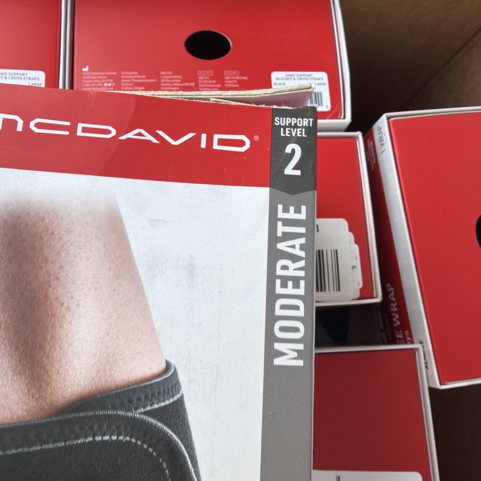 Mcdavid Level 2 Knee wrap w/ stays size X-Large 17-19”