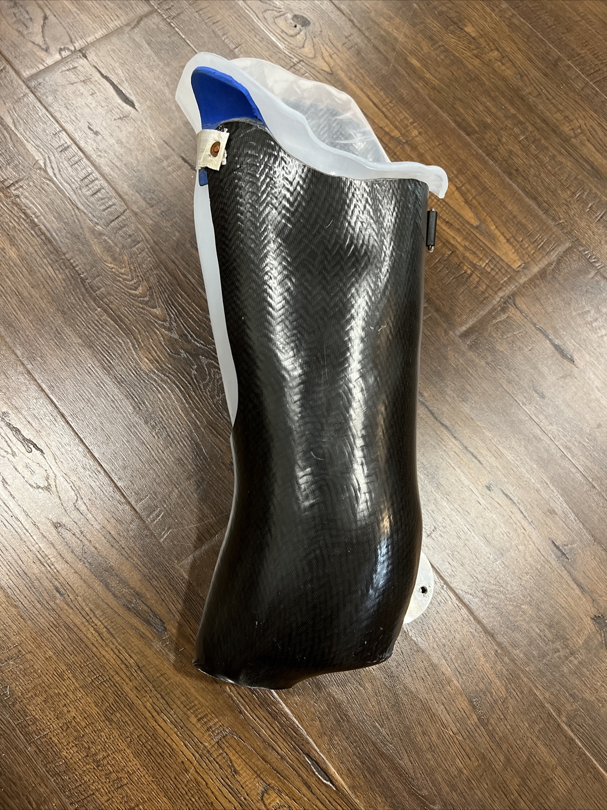 Prosthetic Leg Kiss 21292 Right Carbon Fiber