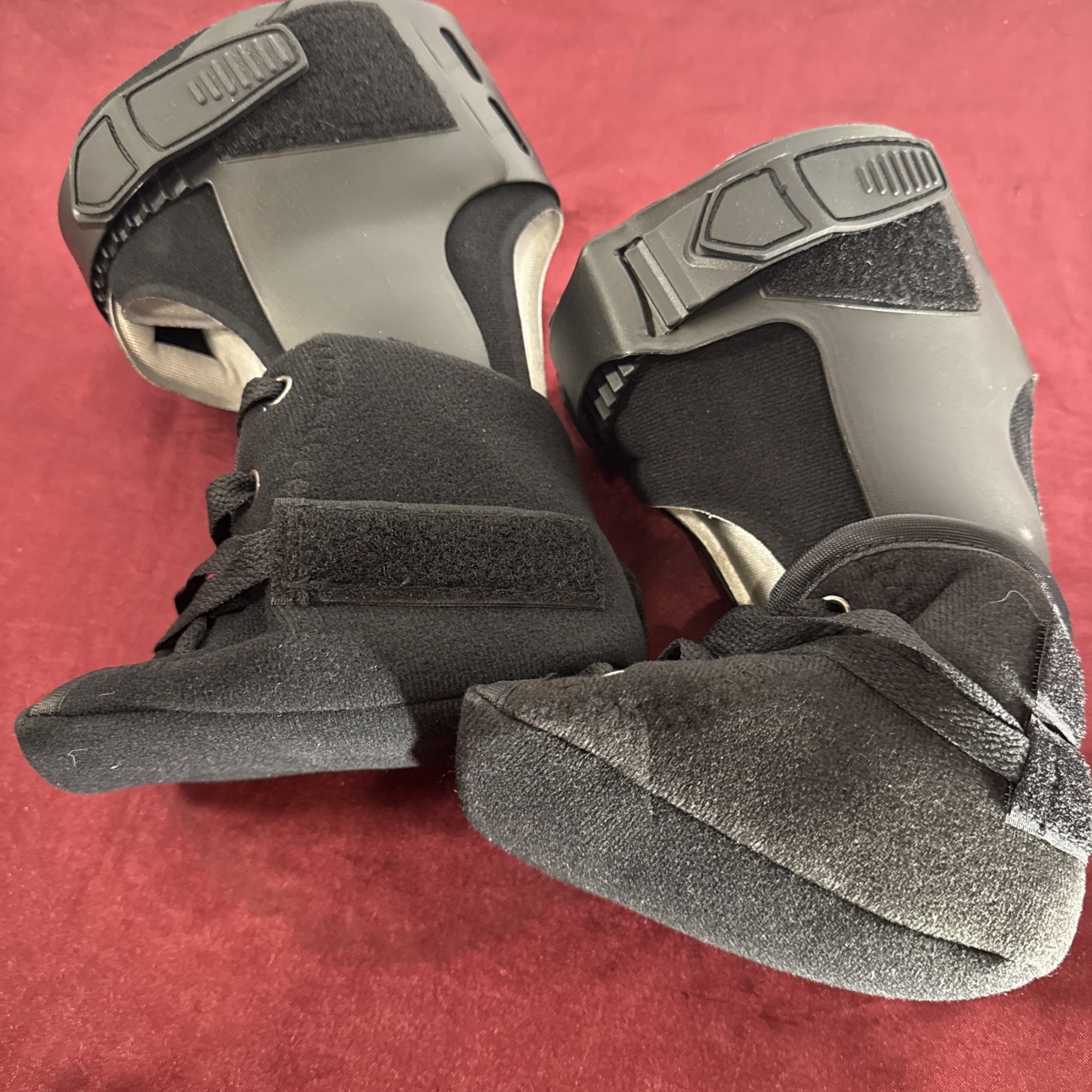 ISo Preferred Ankle Braces, Black, Right &Left Foot, New