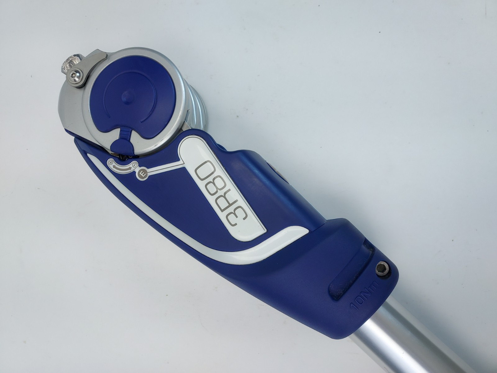 Otto Bock 3R80 Hydraulic Prosthetic Knee – SN202222004 – Fully Functional