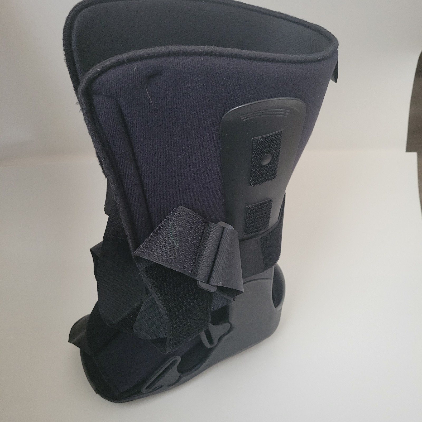Breg Walking Boot Foot Brace Size Small • Fits Men 6–8 / Women 7–9 • Pre-Owned