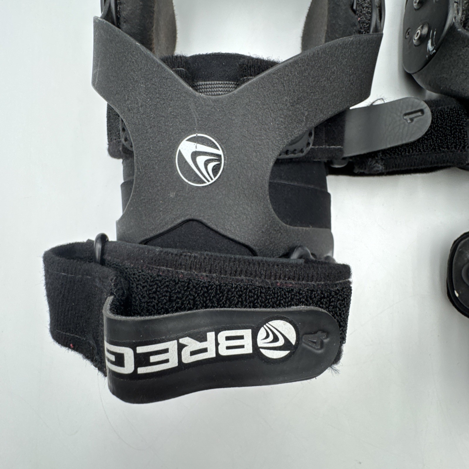 Breg Tradition X2K Knee Braces-Lot of 3