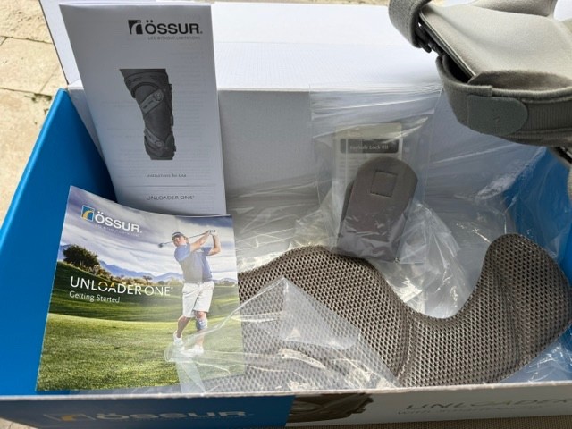 Oessur Unloader One Knee Brace Medium Right Medial for Left Knee