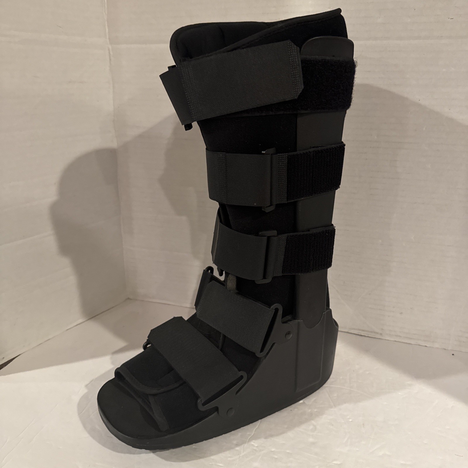 United Ortho Air Cam Walker Fracture Boot, Large , Black