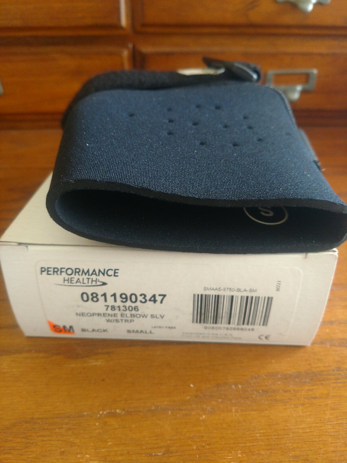 (2) Performance Health – Neoprene Elbow Sleeves – Size small – Black