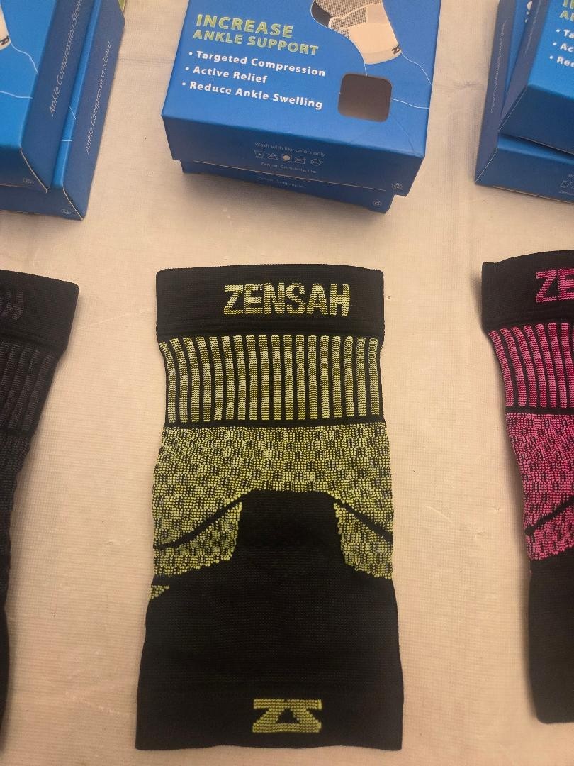 Zensah UNISEX SINGLE Ankle Support Compression Ankle Sleeve