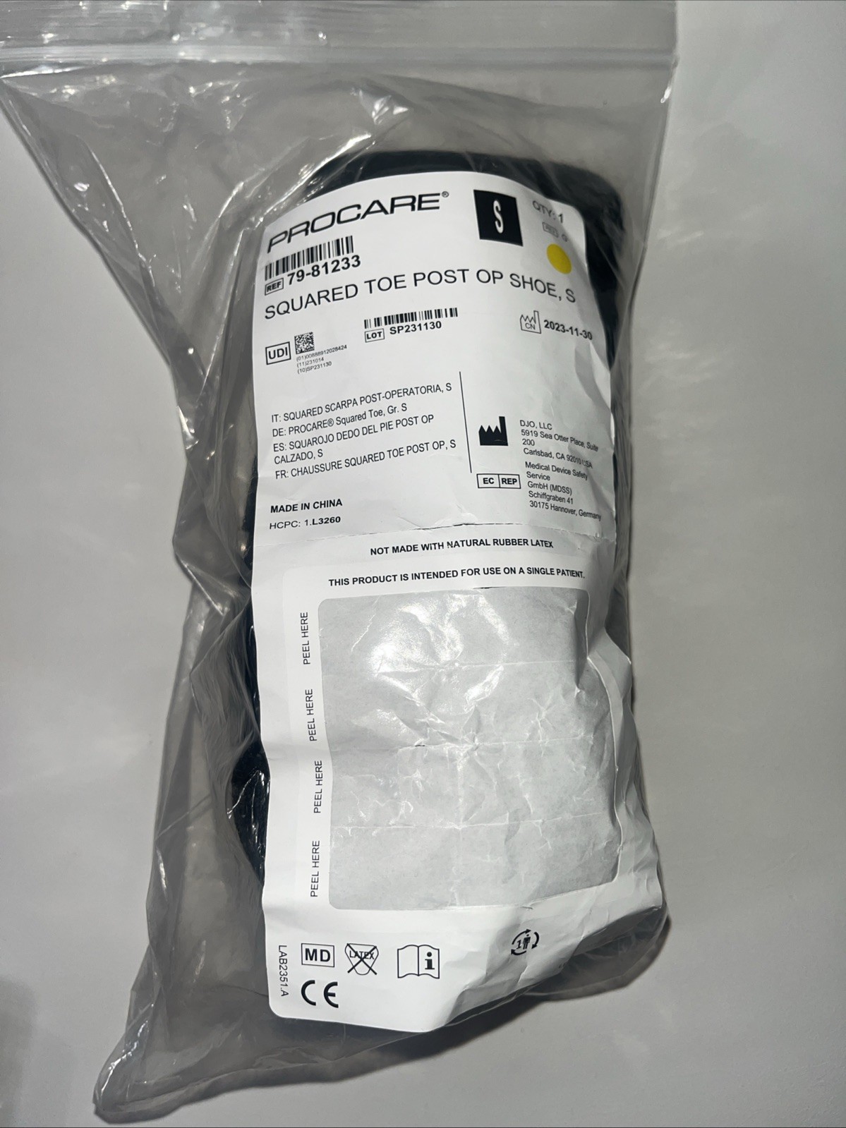 ProCare 79-81233 Squared Toe Post-Op Shoe – Small