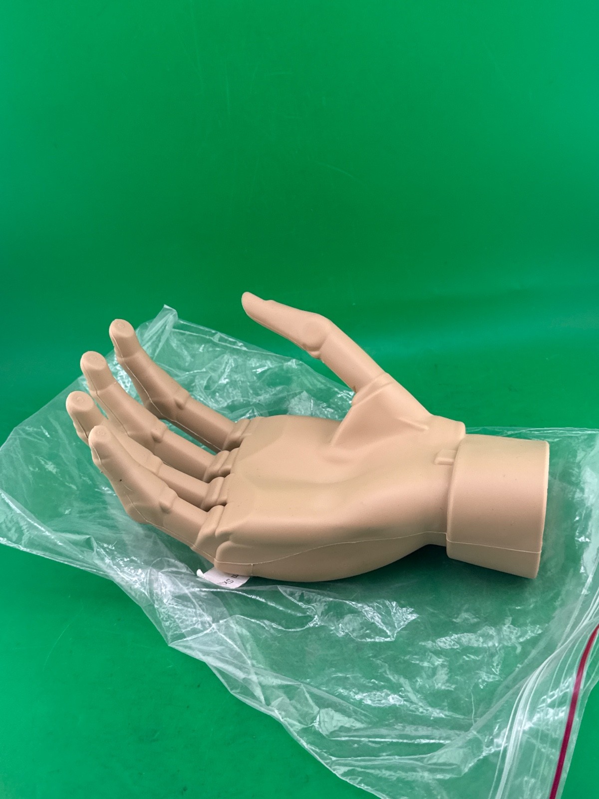 Ilimb Ossur touch bionics right prosthetic hand cover or glove. Size medium. New