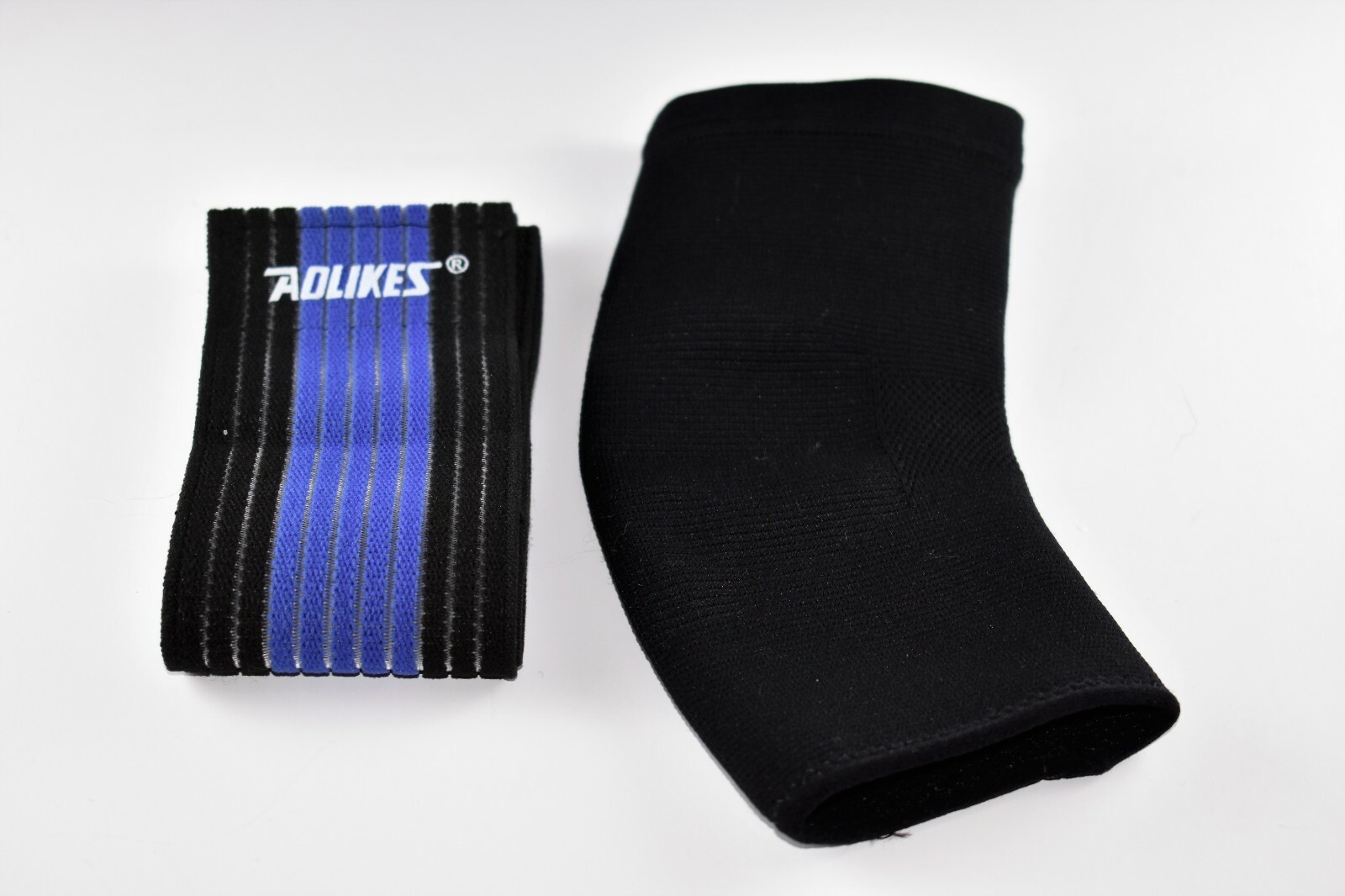 1 Pair (L+R) Aolikes Ankle Strap Support With Compression. Wrap Sports Protector