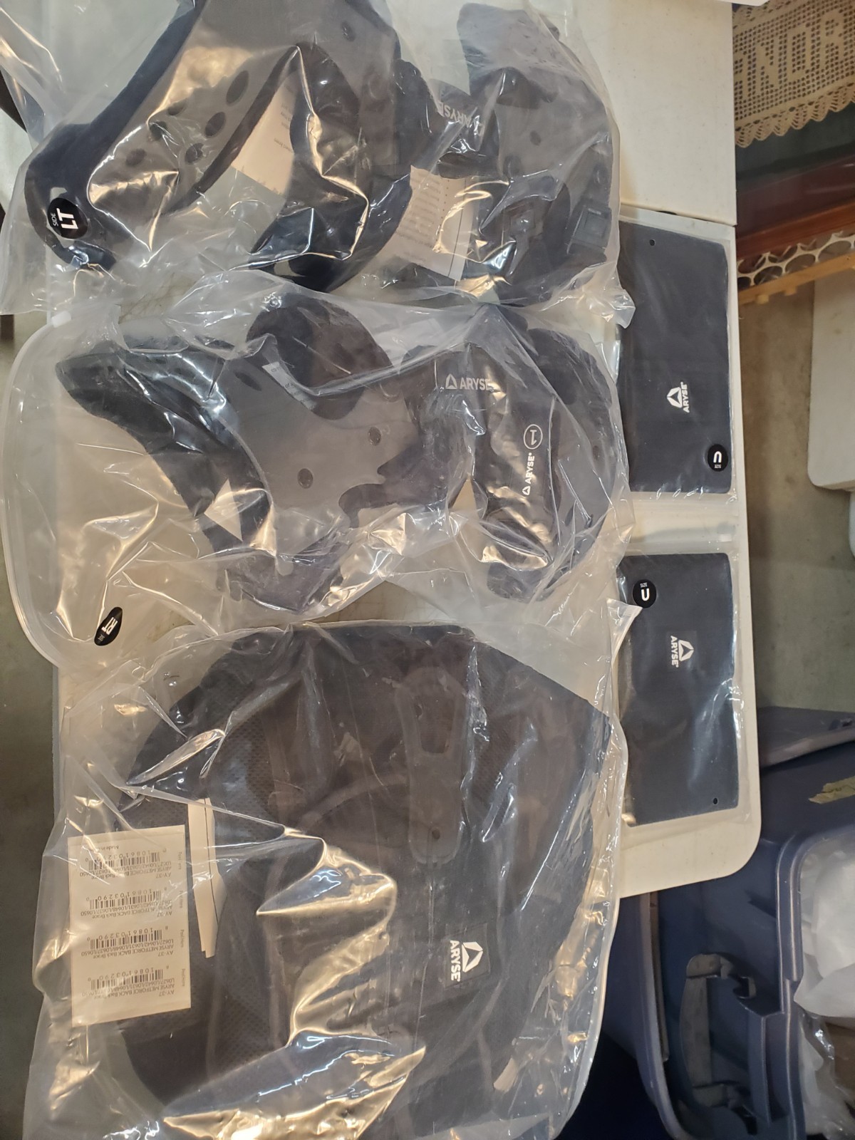 5 Piece ARYSE AY-43-R. AY-43-L AY-37 BACK BRACE AND 2 ALPHA WRAPS NEW