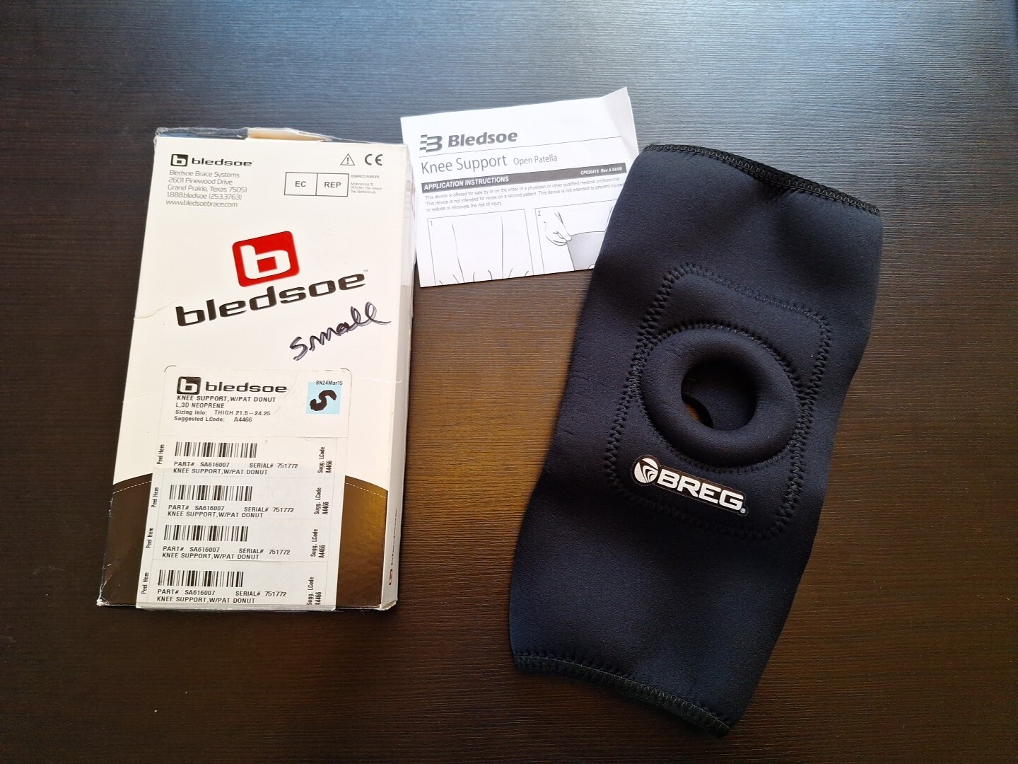 Breg Adjustable Donut Soft Knee Brace Size Small