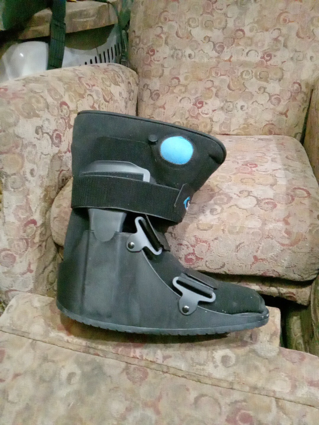 united ortho short air cam walker fracture boot