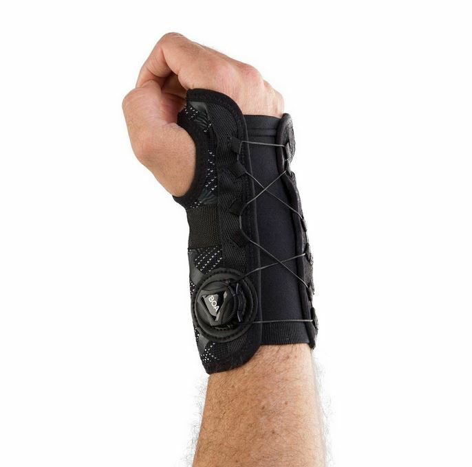 DonJoy Bionic Reel-Adjust Wrist Brace